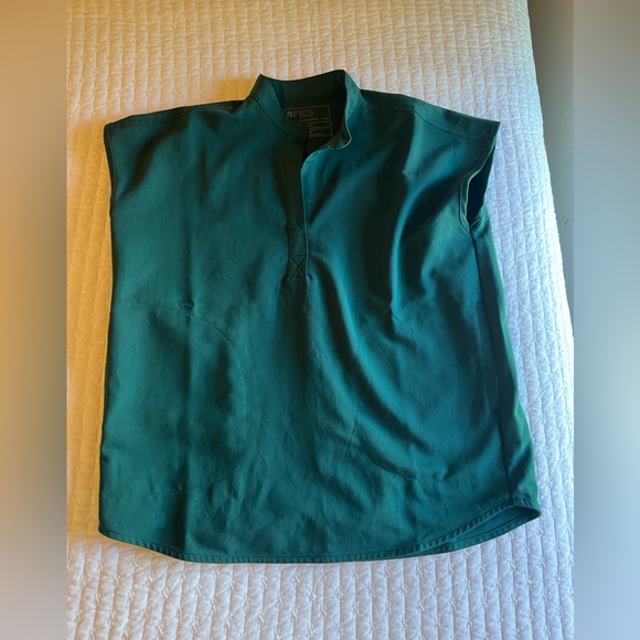 Figs Rafaela Top - Picture 2 of 4